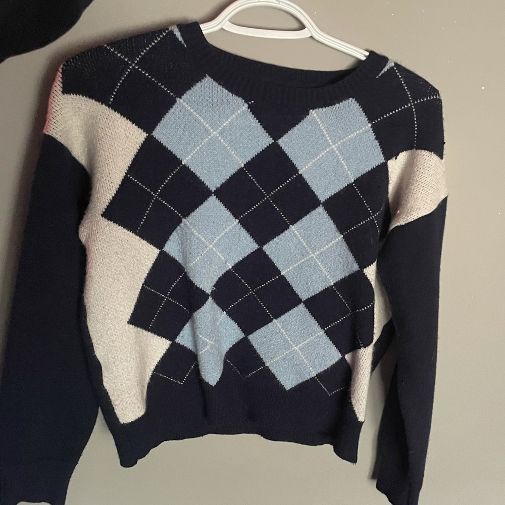Two Shein sweaters